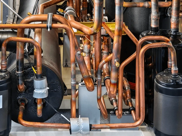 Copper Piping Installation | تركيب أنابيب نحاس
